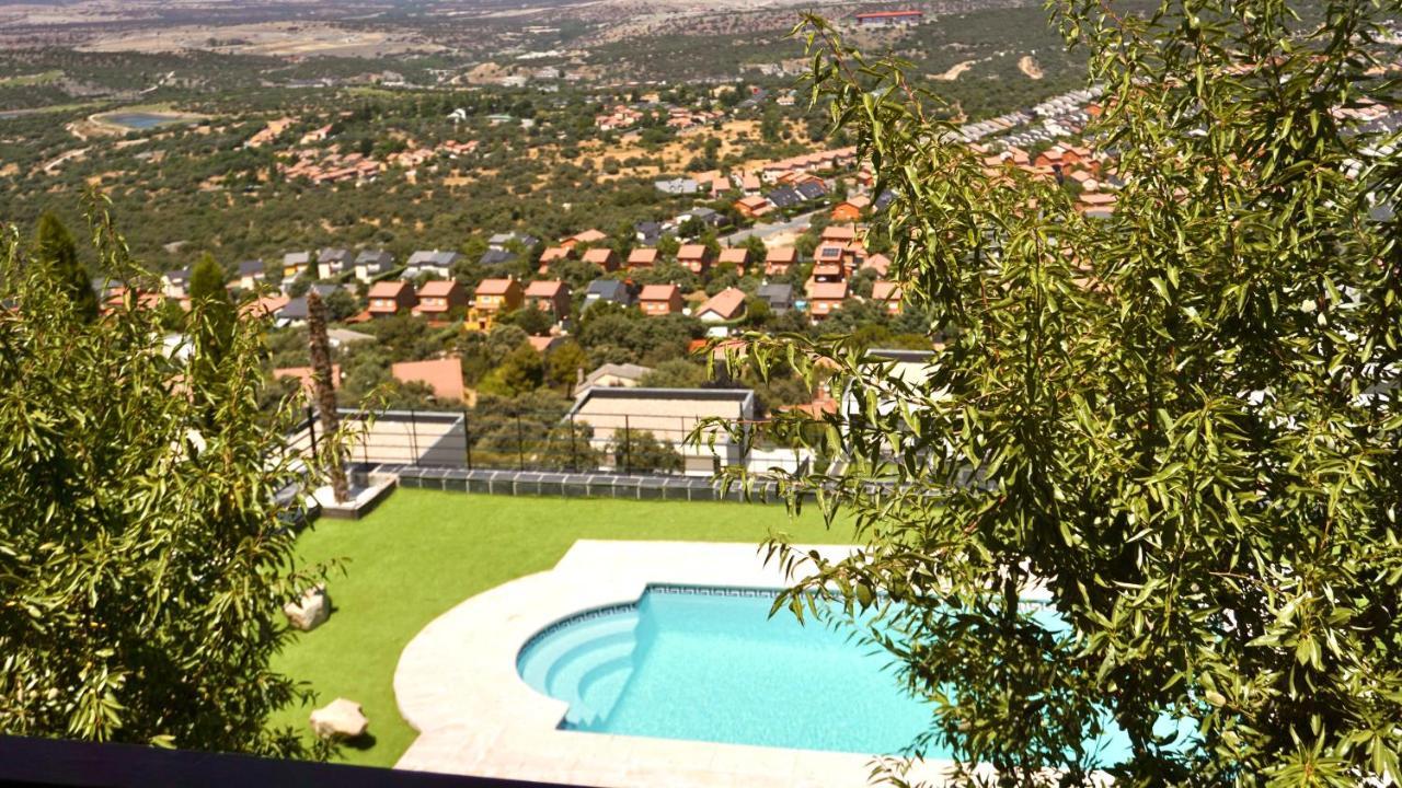 Villa Los Angeles El Espinar Exterior foto